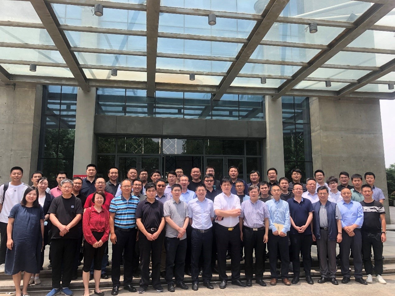 MG电子第十六次营销工作会议合影